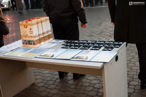 Волинські патрульні відсвяткували 4 річницю із новими званнями та подяками (фото)