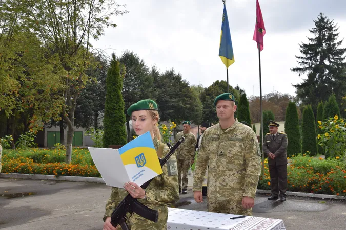 У Луцьку новобранці-прикордонники склали військову присягу (фото)