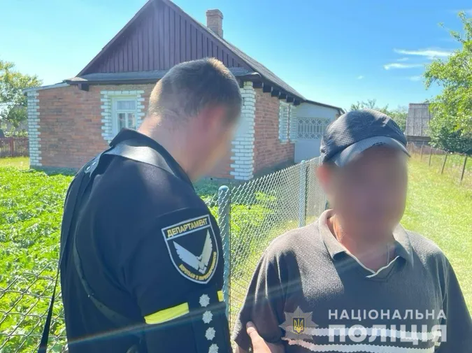 На городі у волинянина знайшли понад 150 рослин коноплі (фото)
