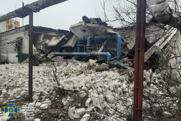Обстріл дитсадка і школи на Луганщині СБУ розслідує як теракт (фото, відео)