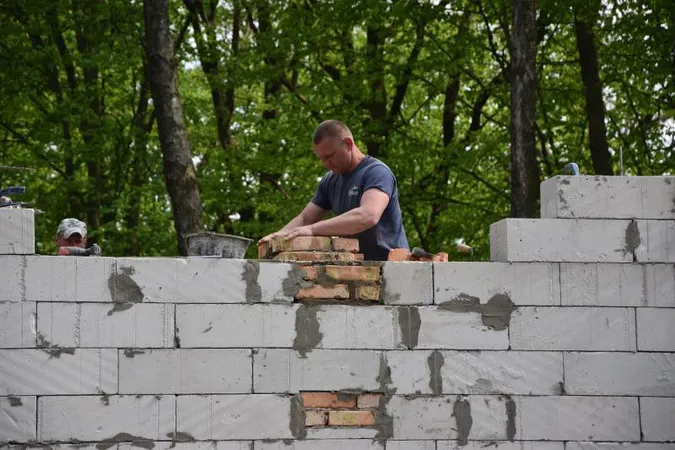Дитячий табір біля Луцька готують до відкриття сезону (фото)