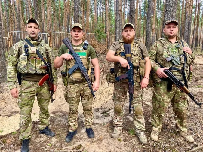Волинські поліцейські отримали відзнаки в зоні бойових дій (фото)