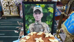 Мужньо обороняв країну: на Волині попрощалися із Михайлом Ковзоловичем (фото)