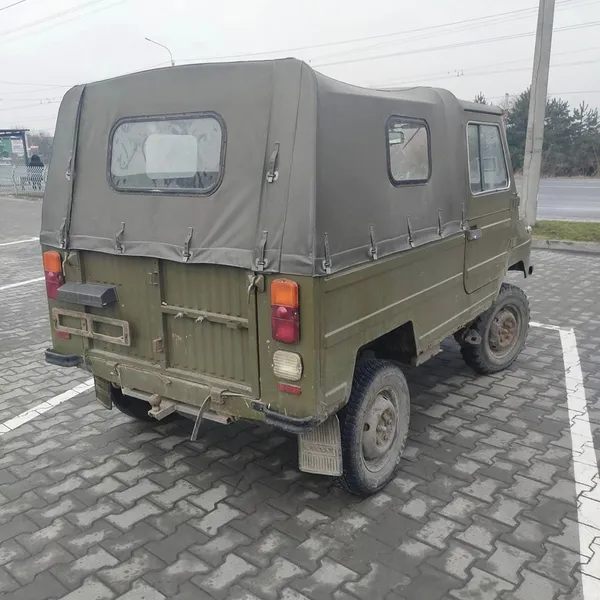 Волинянин віддав свій ЛуАЗ на потреби тероборони (фото)