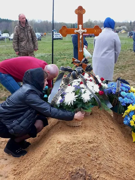 Загинув у боях за Бахмут: на Волині попрощались з бійцем Володимиром Ващуком (фото)
