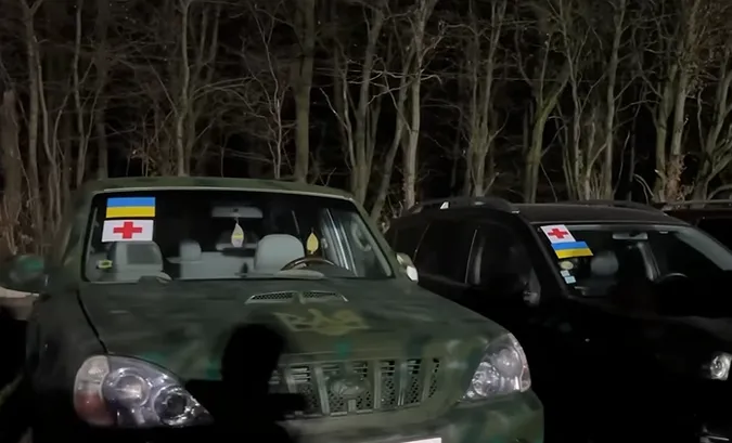 Понад 30 автівок поїдуть з Волині на передову