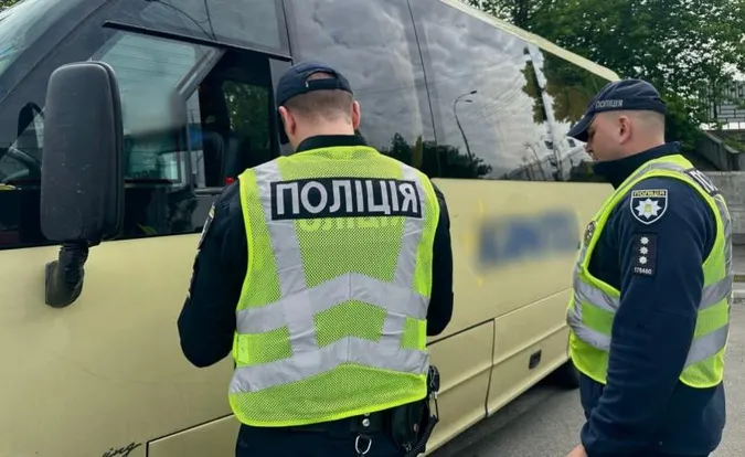 Водіїв в Україні позбавлятимуть водійського посвідчення через відсутність аптечки