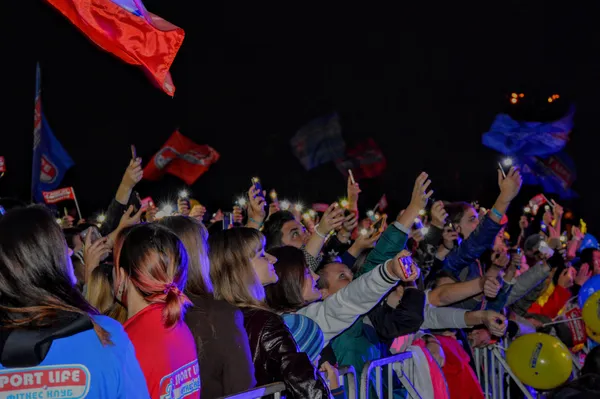 «Друга Ріка» злилася з «морем» шанувальників у центрі Луцька (фото)