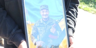 У громаді на Волині попрощалася із Захисником України Володимиром Соняком (фото)