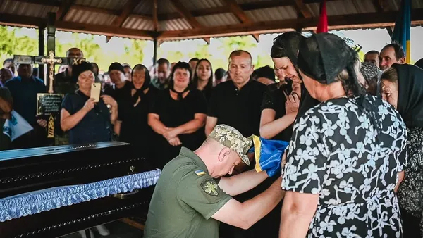 На Волині попрощалися із полеглим прикордонником Валентином Пірожиком (фото)