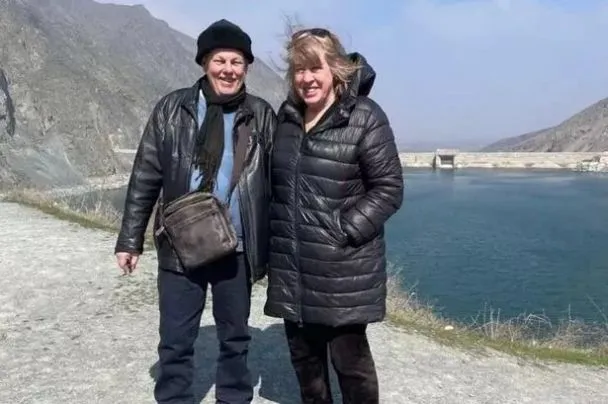Жінка успадкувала величезну суму від родича, про існування якого не здогадувалась (фото)