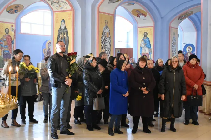 У Луцьку попрощалися із загиблим на Донеччині Дмитром Ємельяновим (фото)