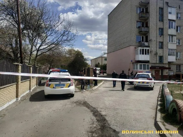 На Теремнівській у Луцьку знайши тіло із перерізаним горлом