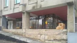 У центрі Луцька відкрили ще один фастфуд  (фото)