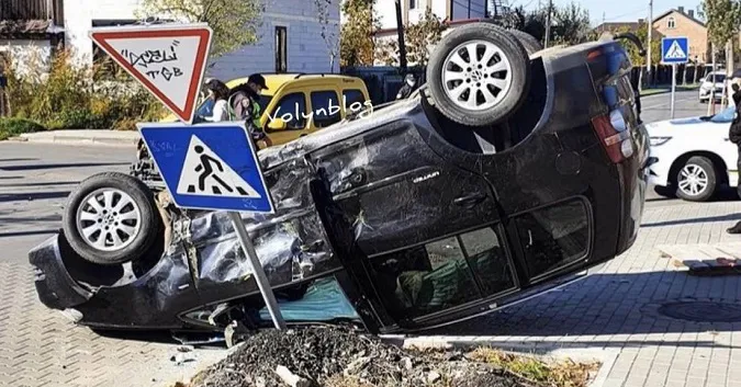 У Ковелі Renault перекинув Volkswagen на дах