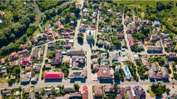 Між падінням ясена і візитом Зеленського: старий Луцьк показали з висоти (фото)