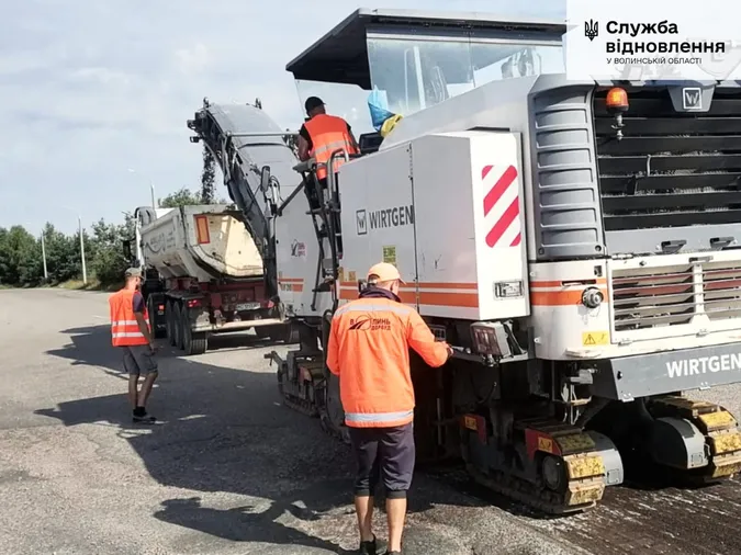 Від Ковеля до ПП «Ягодин – Дорогуськ» ремонтують дорогу (фото)