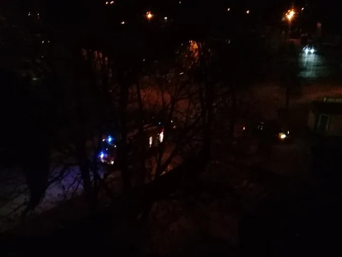 У Луцьку на Львівській запалили смітники: на місці розбирається поліція (фото)