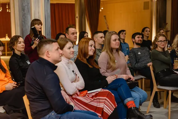 Як “облажатися” для розвитку: у Луцьку ділилися уроками відомі будівельник, бізнесмен та йогиня