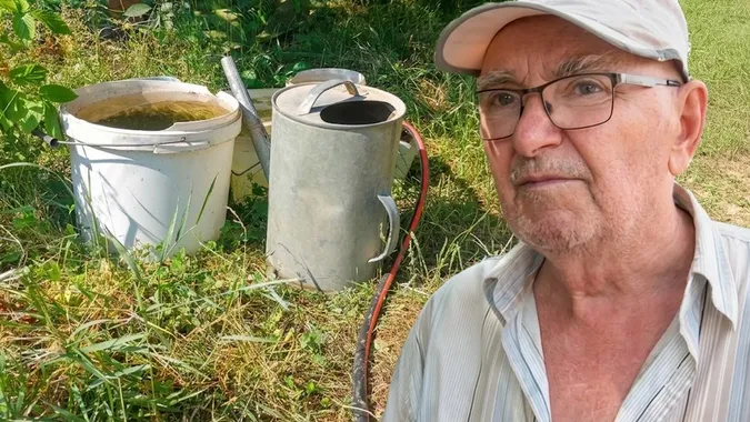 «Все посохло»: на дачному масиві біля Луцька люди уже пів місяця не мають води (фото, відео)