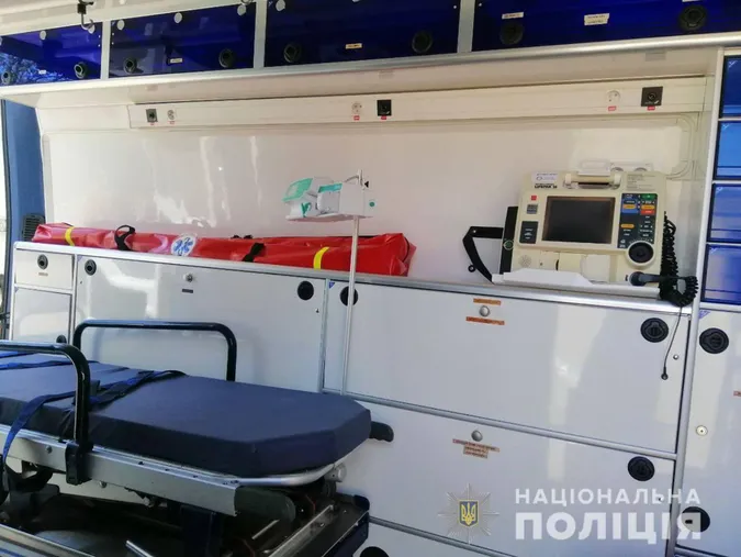 Волинському медоб’єднанню МВС передали автомобіль «швидкої» з Польщі (фото)