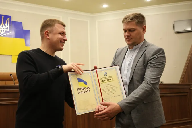 Гордість Волині: у Луцьку відзначили юних інтелектуалів та їхніх наставників (фото)