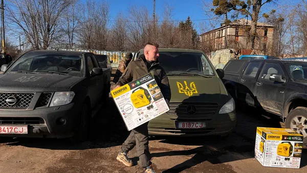 Голова ОДА Рудницький передав допомогу на передову для бійців волинської бригади (фото)