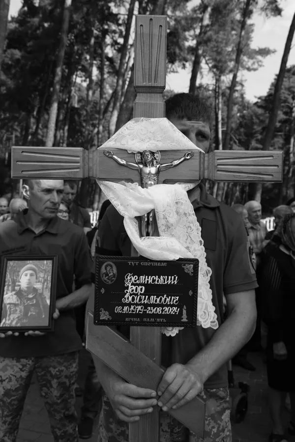 У Луцькій громаді попрощалися із загиблим Героєм Ігорем Белінським (фото)