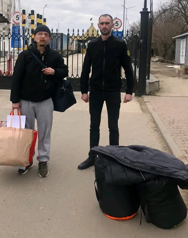 Волинські міграційники вивезли незаконного туркмена на кордон з Молдовою