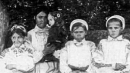 Босі і в хустинах: якими були юні волинянки на початку ХХ століття