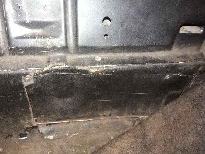 Без автівок і з забороною в’їзду: на Волині за контрабанду покарали білорусів (фото)