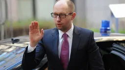 Яценюк пішов у відставку