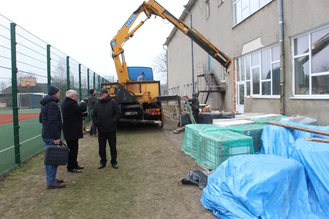 На Волині ремонтують харчоблоки за майже 4 мільйони гривень (фото)