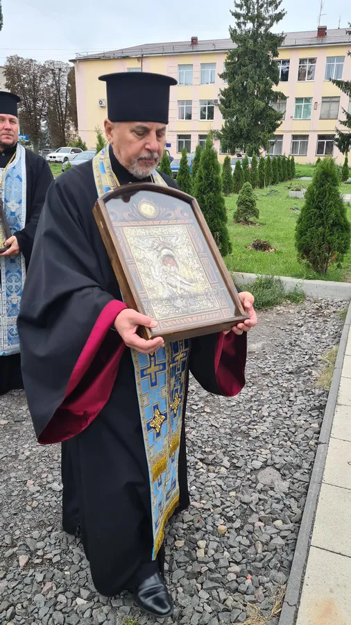 На Волинь привезли чудотворні ікони (фото)