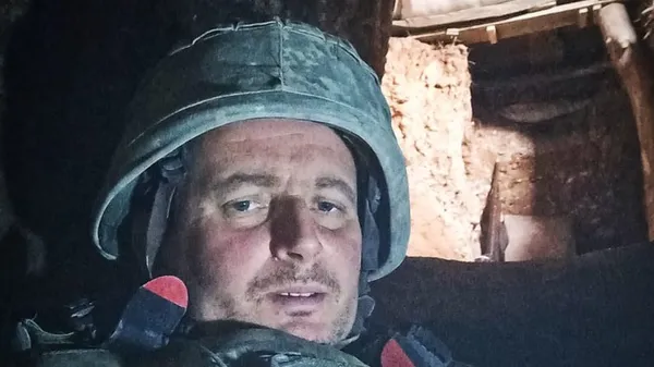 Зібрали тонну меду: 22-річна волинянка доглядає пасіку замість батька, який зник на війні (фото, відео)
