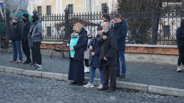 У Луцьку вшанували пам'ять жертв Голодомору (фото, відео)