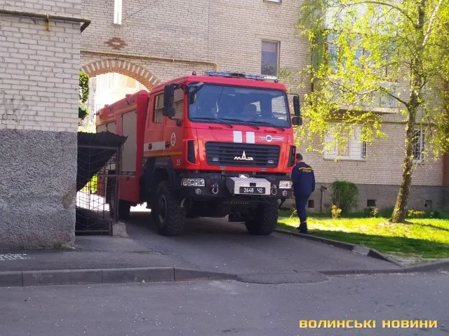 У Луцьку в квартирі на Соборності загорілася пральна машина (фото)