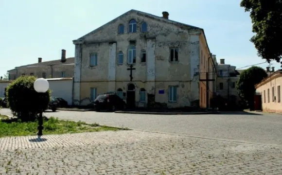 У колишній в'язниці в Луцьку припинили облаштовувати хостел
