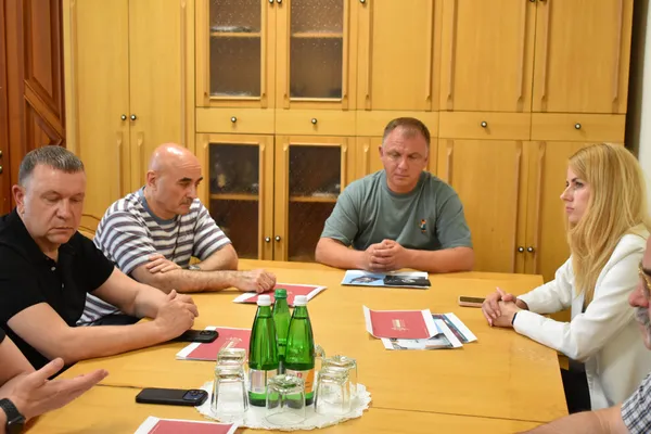 Історія, яку можна взяти в руки: місцевий бізнес готується до відзначення 600-річчя З’їзду європейських монархів у Луцьку (фото)