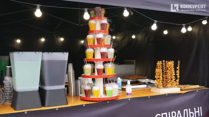 Як минув перший день ювілейного Food Fest у Луцьку (фото)