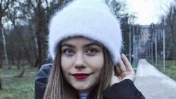 Взимку – "на стилі": як лучанка створює ексклюзивні теплі речі для модників (фото)