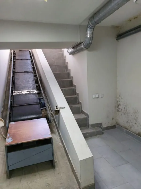 У Луцьку громадську вбиральню в центральному парку купила фармацевтична компанія (фото)