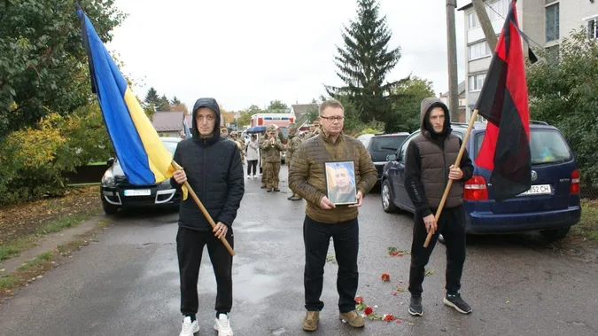 На Волині попрощались із Героєм Сергієм Катеринюком (фото)