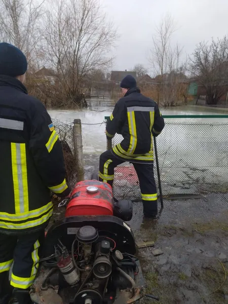 На Волині продовжують відкачувати воду з приватних домоволодінь (фото)