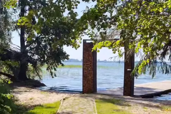 Чим дивує чарівний острів посеред Світязя (відео)