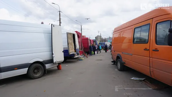 Що думають підприємці з Пасажу про можливий переїзд на Новий ринок (фото)