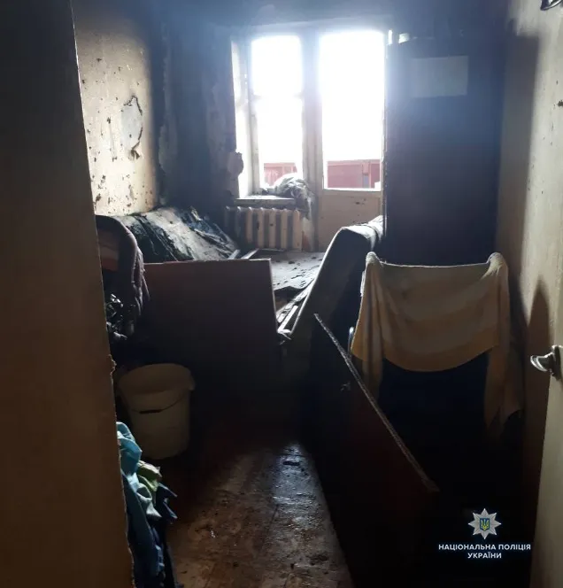 На Волині у багатоповерхівці стався вибух: ймовірно, граната (фото)