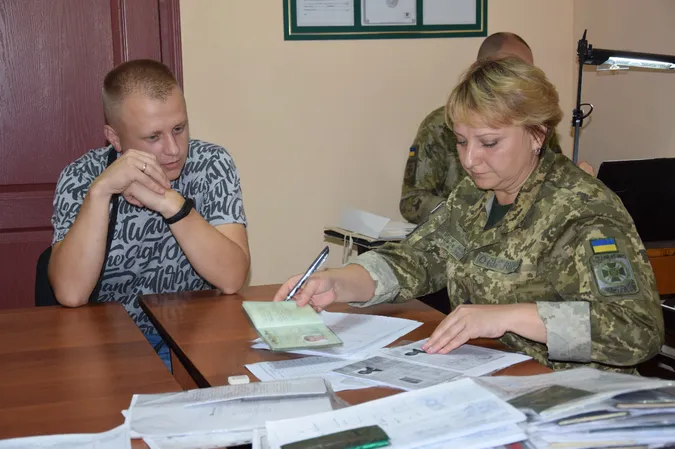 Волинських резервістів відправили на збори до Черкащини (фото)