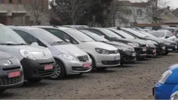 Універсали до $8000: що можна знайти на Луцькому автобазарі (відео)