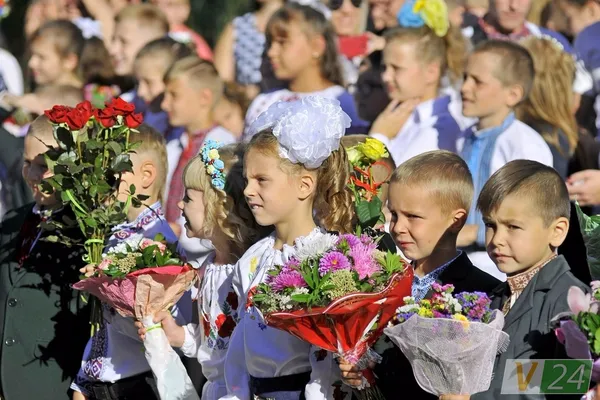 Луцька школа в День знань отримала подарунки